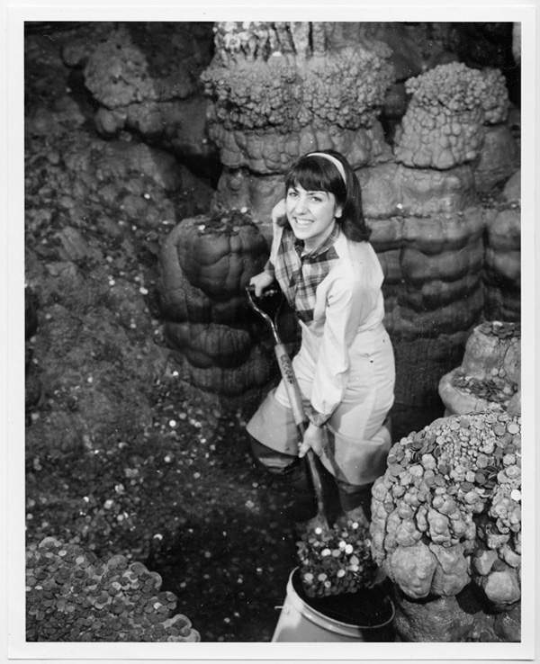Luray Caverns Wishing Well. Date and photographer unknown.