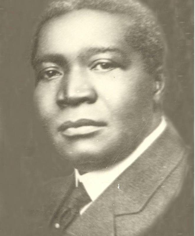 Robert Russa Moton.jpg