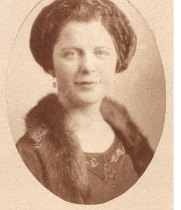 Sarag Lee Odendhal Fain.jpg