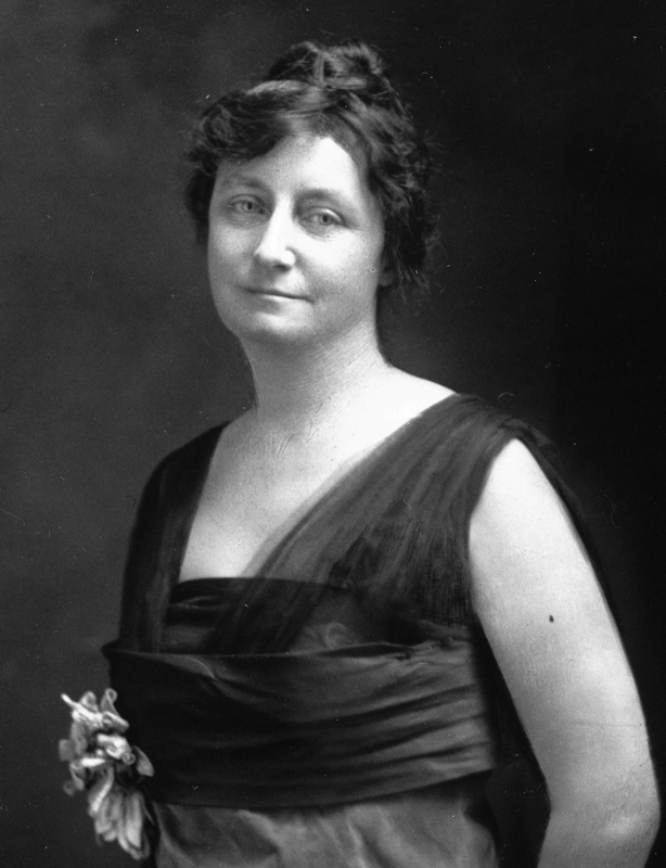 Adams, Pauline_VWIH2009.jpg