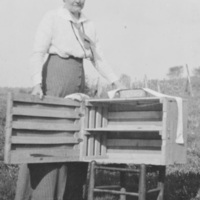 Agnew, Ella_NARA-513392.jpg