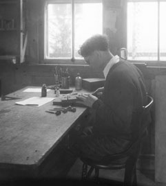 Lankes in his workshop, Hilton Village