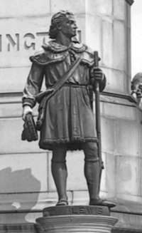 Photograph of a statue of a man wearing 18th century buckskins.